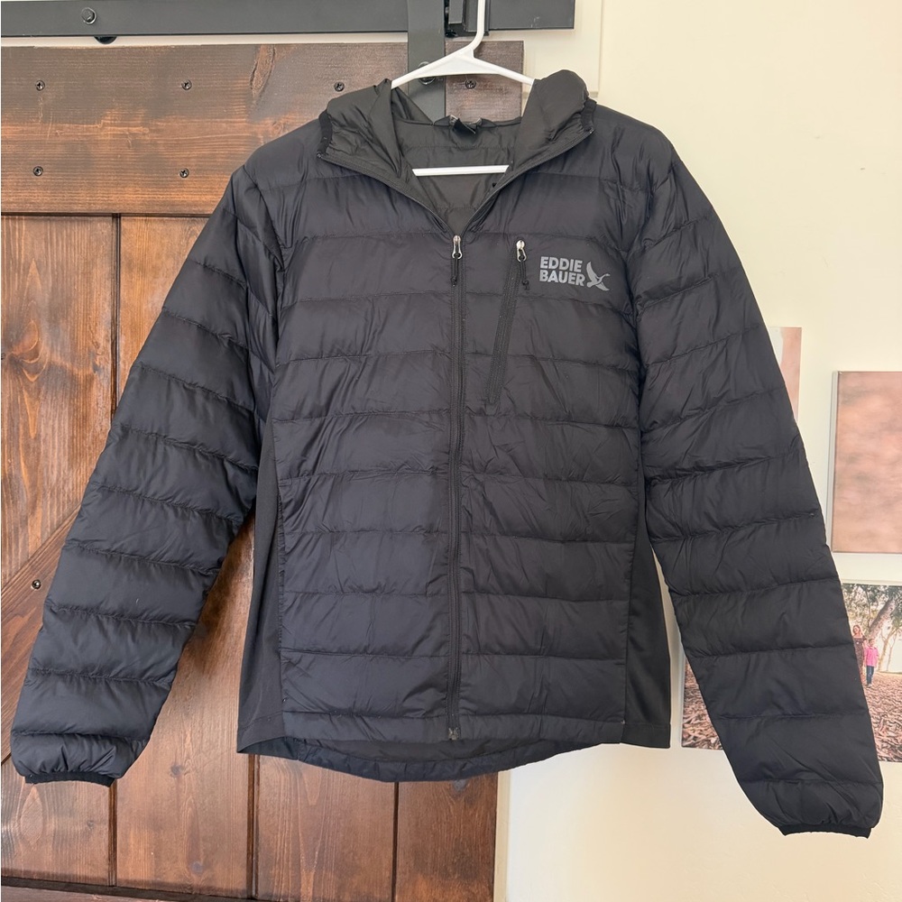 Eddie Bauer Men's Size Small Black Puffer Jacket